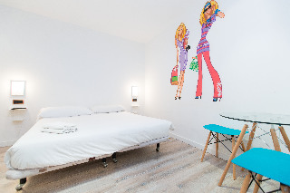 Room
 di AinB Las Ramblas-Ample Apartments