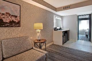 2 Room Suite-1 King Bed-Nonsmoking
