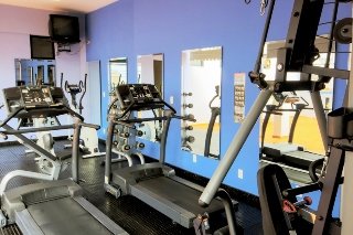 Sports and Entertainment
 di Plaza Inn Executive