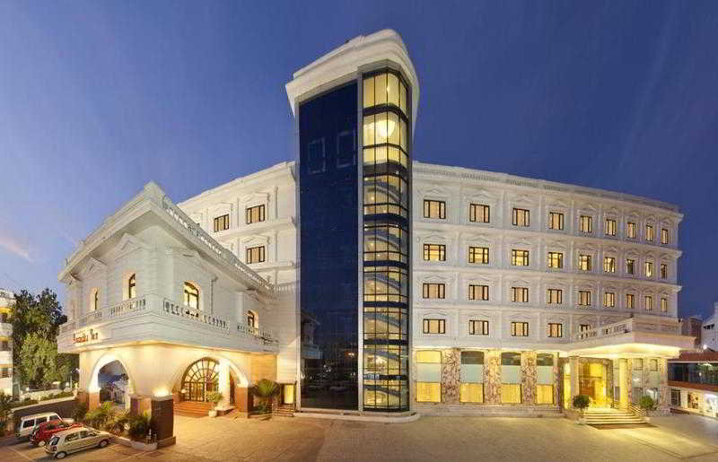 Anandha Inn