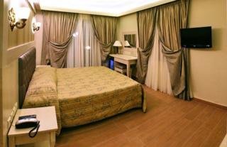 Room
 di Theofilos Paradise