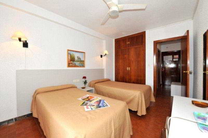 Room
 di Velilla