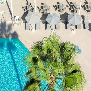 ATLANTIS BEACH HOTEL