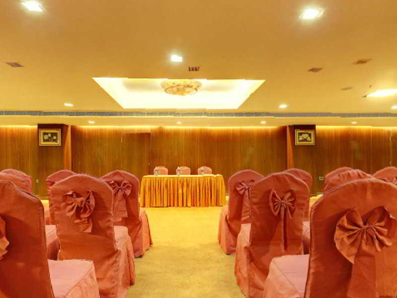 Conferences
 di One Continent Hotel, Methodist Lane, Telangana