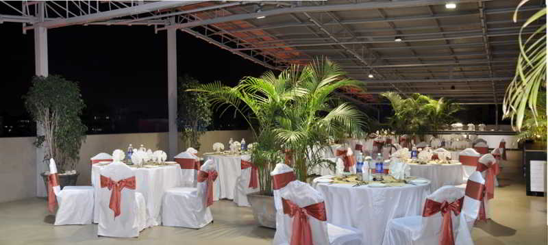 Conferences
 di The Central Court