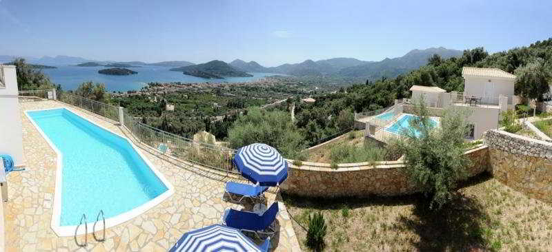 Pool
 di Villas Odysseas