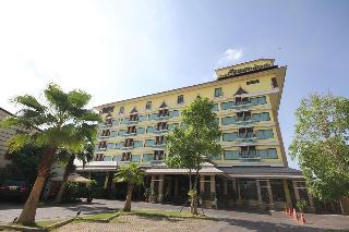 Ruean Phae Royal Park Hotel by ZUZU