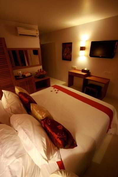 Room
 di Vieng Mantra