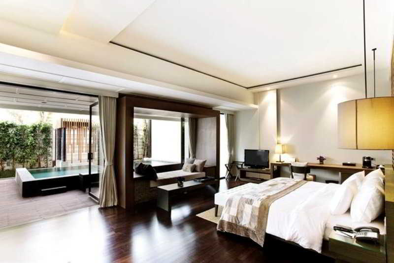 Room thumbnail 7