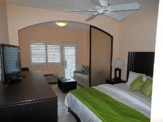 Room
 di Ports of Call Resort