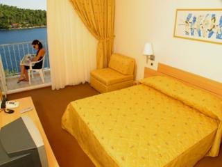 Room
 di Feral Hotel