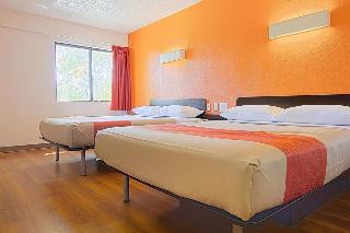 Motel 6 East Brunswick