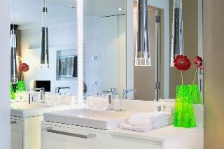 Room
 di Grums Barcelona