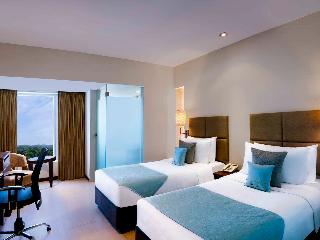 Room
 di Surya Palace