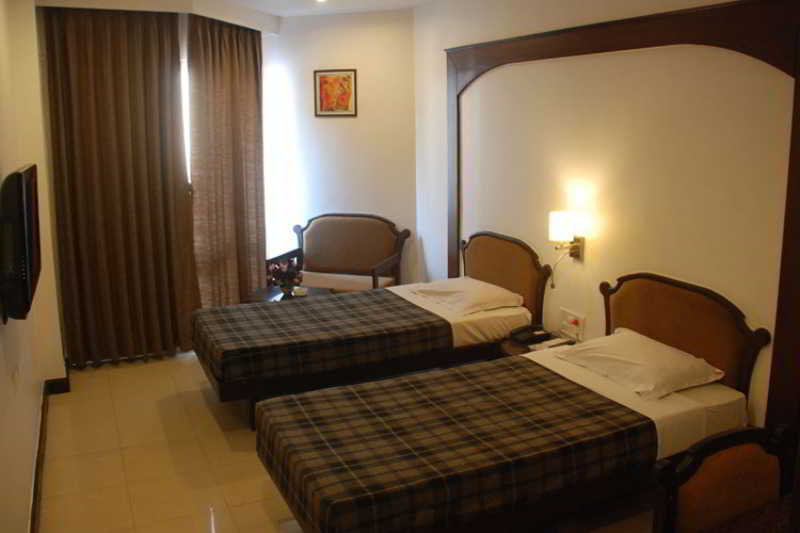 Room
 di Surya Hotel