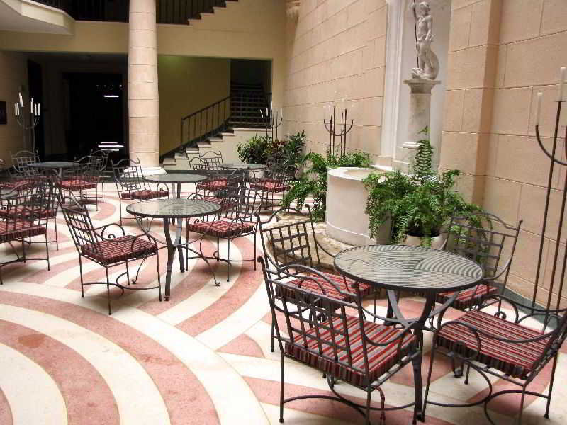 Lobby
 di Palacio del Marques de San Felipe y Santiago