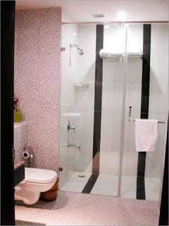 Room
 di Amogh Boutique