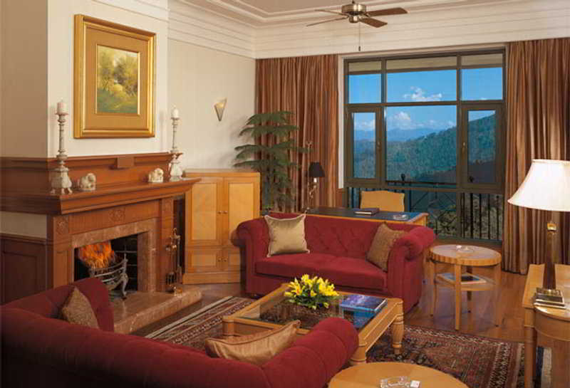 Room
 di Wildflower Hall