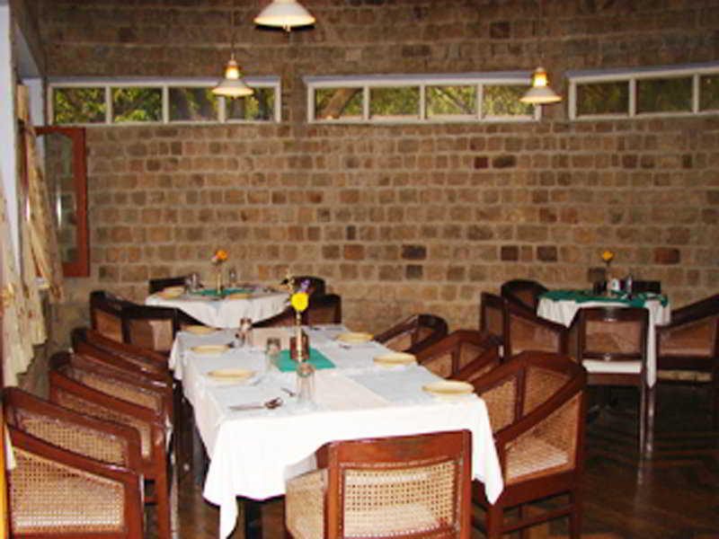 Restaurant
 di Quality Inn The Den Resort (Corbet Jungle Resort)