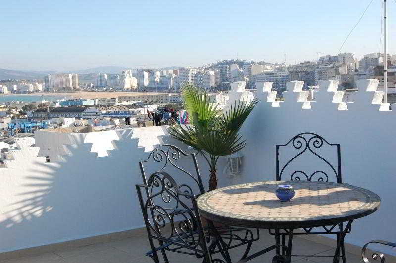 Terrace
 di Dar Jameel