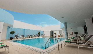 Holiday Inn Abu Dhabi - Pool