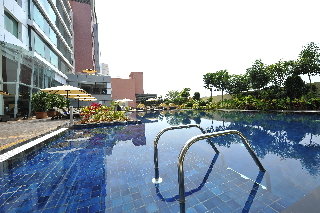 Pool
 di Holiday Inn Hinjewadi