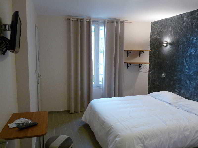 Room thumbnail 1