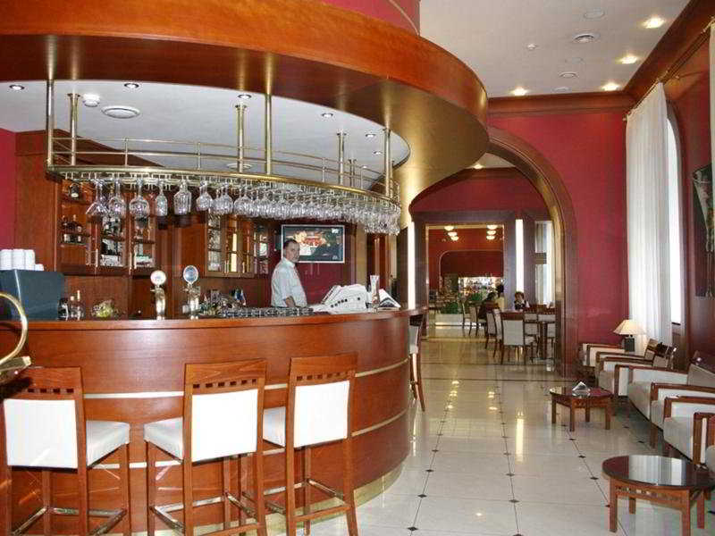 Bar
 di Oktiabrskaya