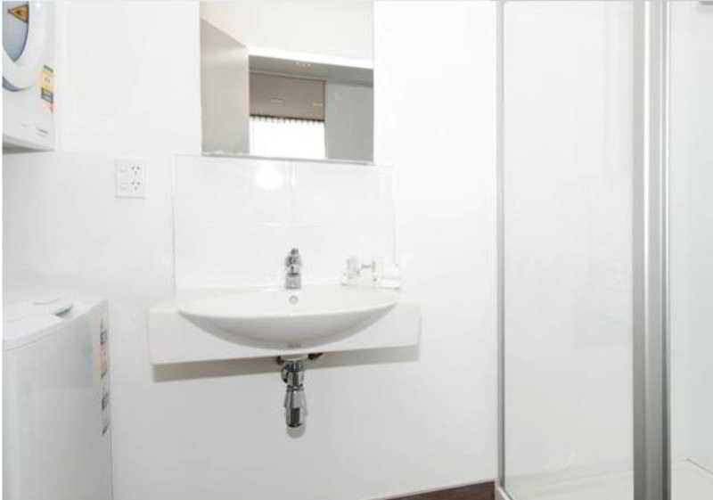 Room
 di Quest Henderson