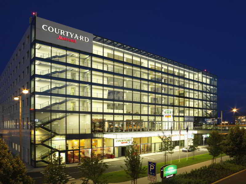 General view
 di Courtyard By Marriott Airport