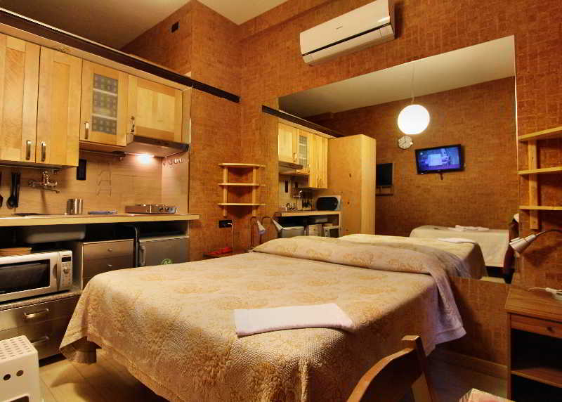 Residence Candia, Rome