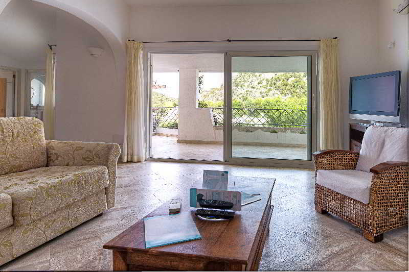 Residence Living Poltu Quatu, North Sardinia