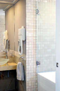 Room
 di Cascade Studios