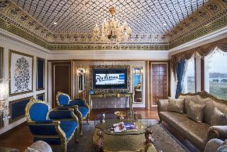 Radisson Blu Udaipur Palace Resort & Spa COM