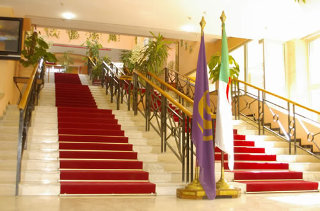 Lobby
 di Safir Mazafran