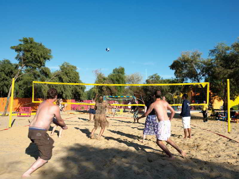 Sports and Entertainment
 di Caribbean World Dar Naouar