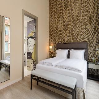 Room Room