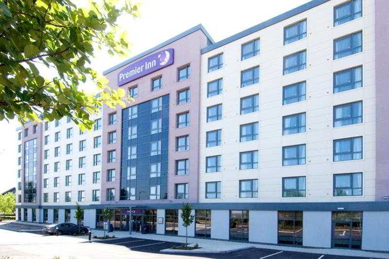 Premier Inn Gatwick Airport Manor Royal Hotel