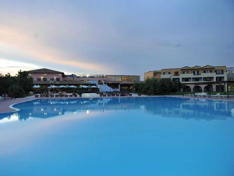 Pool
 di Porto Greco