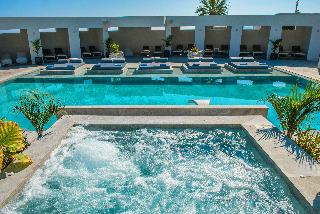 Matheo Villas & Suites