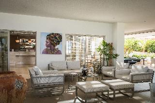 Matheo Villas & Suites