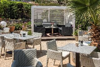 Matheo Villas & Suites