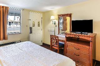 1 King Bed Non-Smoking