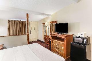 1 Queen Bed Suite Non-Smoking