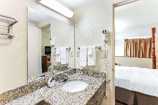 1 Queen Bed Suite Non-Smoking