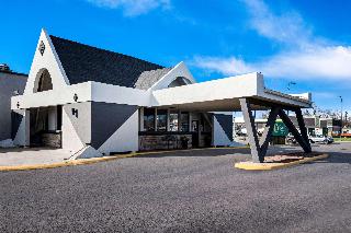 Quality Inn & Suites Council Bluffs Area