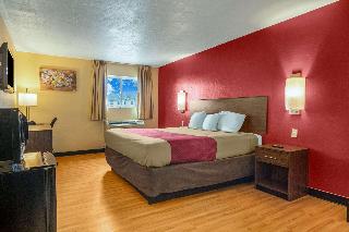 1 King Bed, Smoking