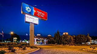 Quality Inn & Suites Fayetteville I-95