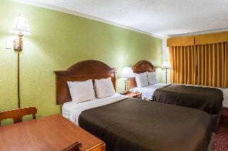 2 Double Beds, Efficiency, Nonsmoking