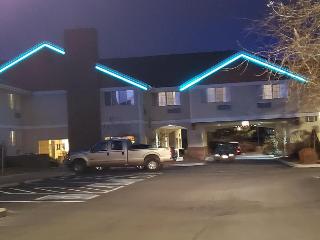Country Inn & Suites by Radisson Bend OR